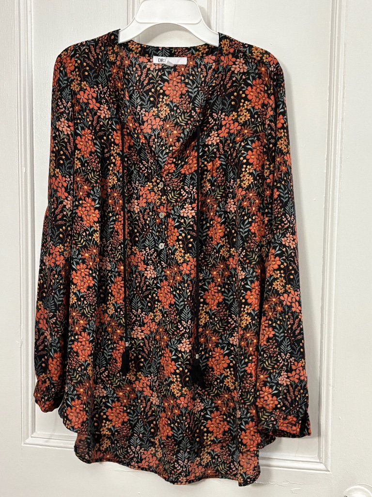 Dr2 Black Multi Ditsy Floral Print Popover Blouse